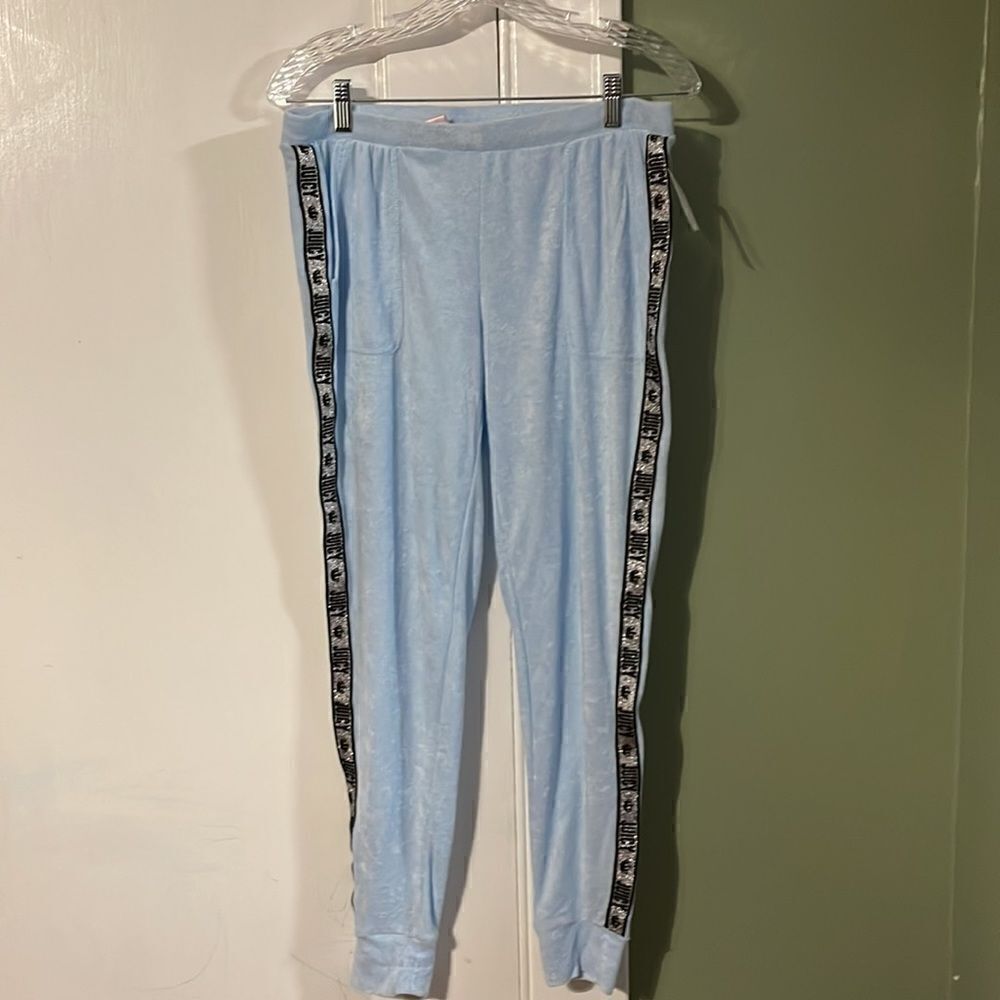 2 piece set Juicy by Juicy Couture size Medium - Picture 2 of 11
